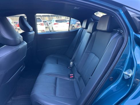Used 2025 Toyota Camry XSE w/ Premium Package AWD/4WD image 10