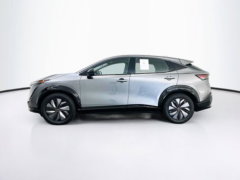 Used 2024 Nissan Ariya AWD image 4