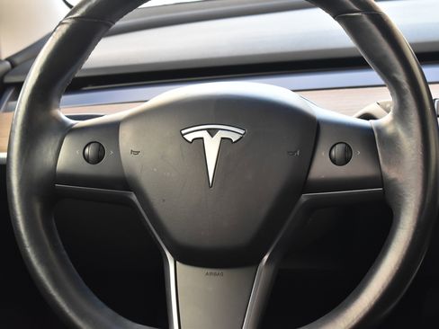 Used 2018 Tesla Model 3 Long Range image 28