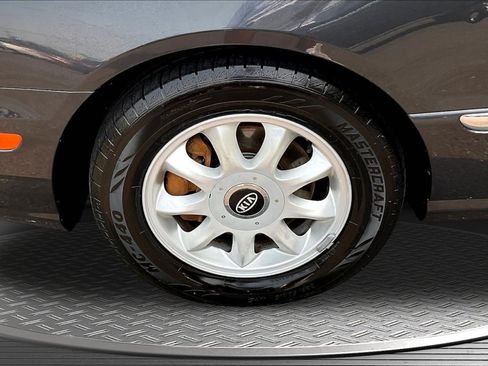 Used 2005 Kia Amanti FWD image 31