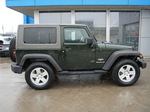 Used 2010 Jeep Wrangler Sahara w/ Trailer Tow Group AWD/4WD image 24