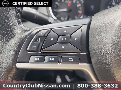 Certified 2019 Nissan Rogue SV w/ Premium Package AWD/4WD image 19