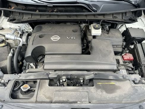 Used 2023 Nissan Murano SV w/ Cargo Package AWD/4WD image 19