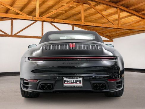 Used 2022 Porsche 911 Carrera 4S image 5