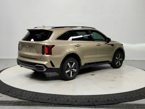 Used 2021 Kia Sorento S w/ Panoramic Sunroof Package FWD image 8