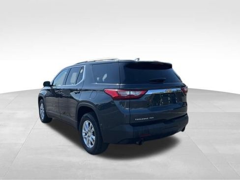 Used 2020 Chevrolet Traverse LT AWD/4WD image 3