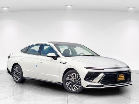 New 2026 Hyundai Sonata SEL FWD image 1