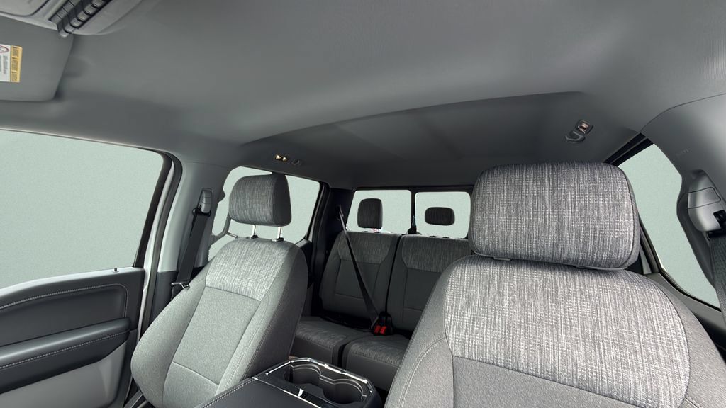 New 2027 Ford F250 XLT w/ XLT Premium Package AWD/4WD image 18