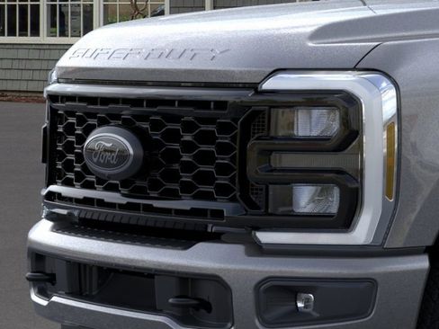New 2026 Ford F250 XLT w/ XLT Premium Package AWD/4WD image 17