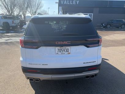 Used 2025 GMC Acadia Elevation