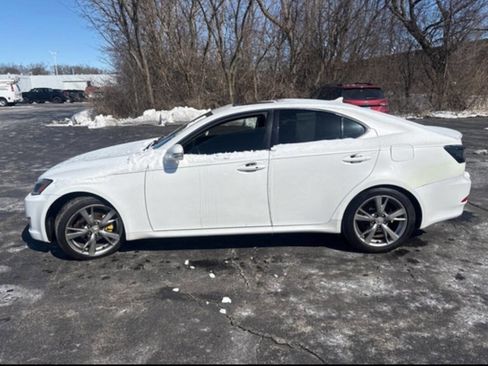 Used 2010 Lexus IS 250 Base 4dr Sedan 6A image 3