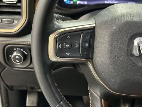 Used 2024 RAM 2500 Limited AWD/4WD image 17