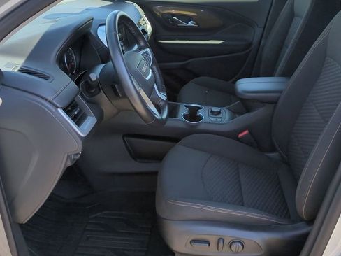 Used 2021 GMC Terrain SLE w/ Driver Convenience Package image 18