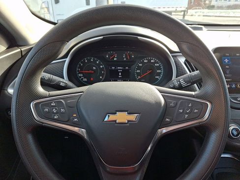 Used 2024 Chevrolet Malibu LT image 14