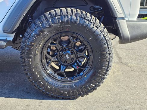 New 2026 Jeep Wrangler Unlimited Sport AWD/4WD image 9