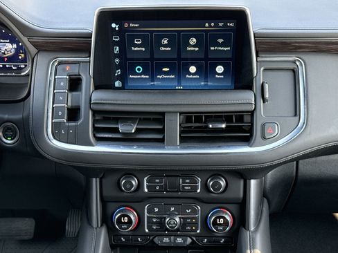 Used 2024 Chevrolet Tahoe Z71 w/ Z71 Off-Road Package image 30