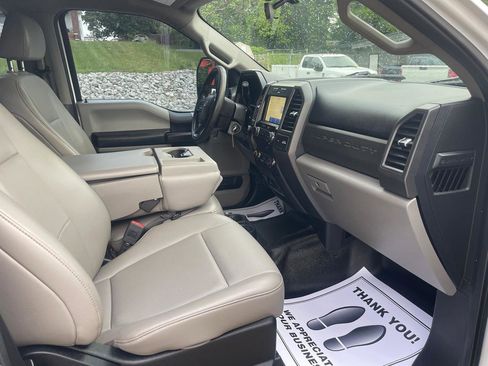 Used 2020 Ford F250 XL w/ STX Appearance Package AWD/4WD image 17