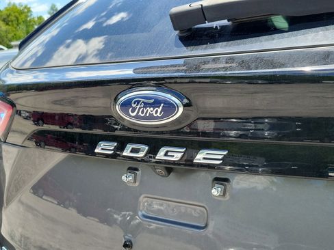 Used 2023 Ford Edge SEL AWD/4WD image 8