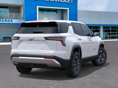 New 2027 Chevrolet Equinox LT w/ Convenience Package II FWD image 4