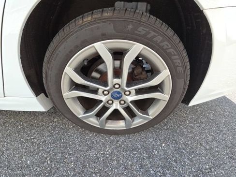 Used 2019 Ford Fusion SEL FWD image 10