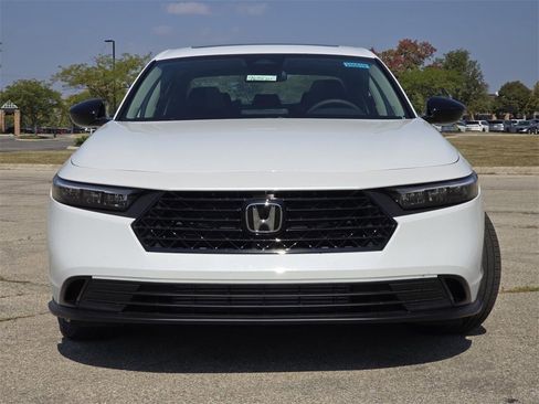 New 2025 Honda Accord SE image 11