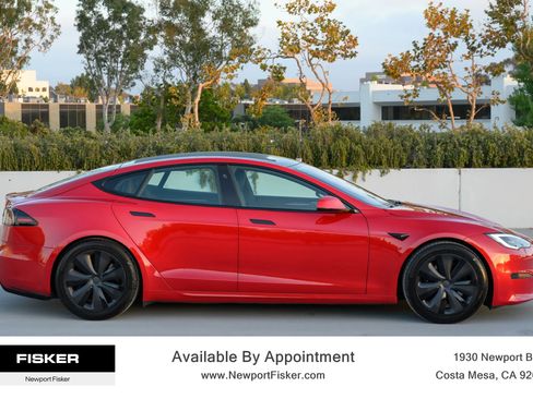 Used 2023 Tesla Model S AWD/4WD image 4