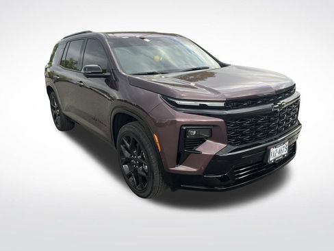 Used 2026 Chevrolet Traverse RS FWD image 14
