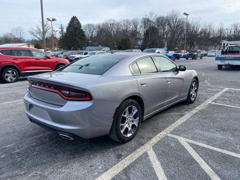Used 2015 Dodge Charger SE w/ Popular Equipment Group image 6