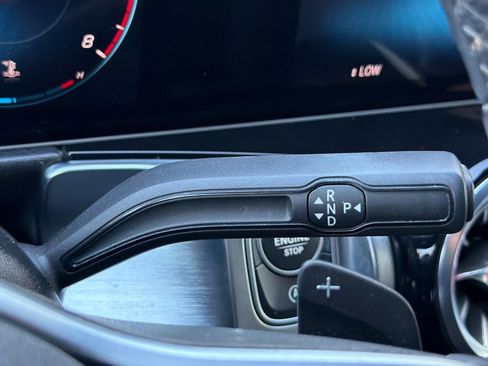 Certified 2021 Mercedes-Benz GLB 250 image 24