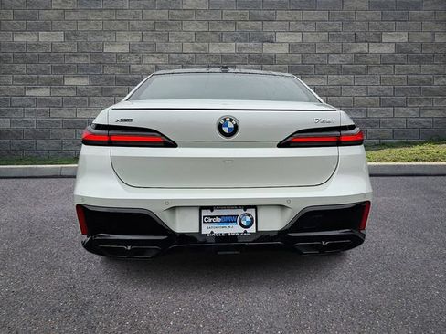 Used 2024 BMW 760i xDrive AWD/4WD image 5