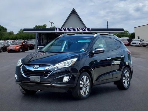 Used 2015 Hyundai Tucson Limited w/ Option Group 03 AWD/4WD image 1