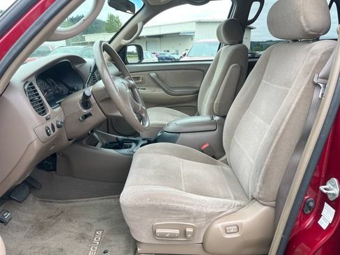 Used 2002 Toyota Sequoia SR5 AWD/4WD image 15