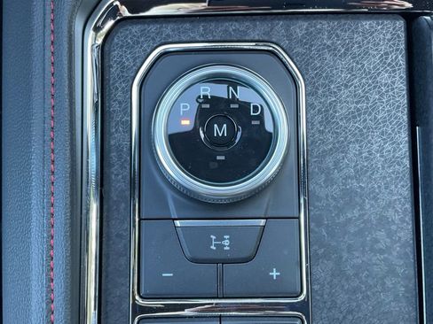 Certified 2024 Ford Expedition Limited image 33