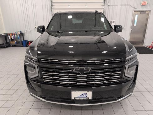 Certified 2025 Chevrolet Tahoe High Country AWD/4WD image 13