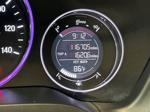 Used 2018 Honda HR-V EX image 20