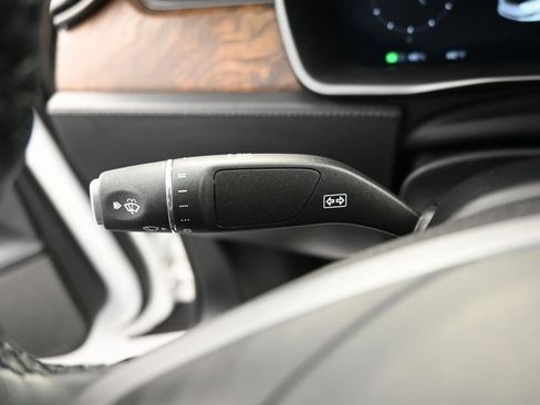 Used 2020 Tesla Model S Long Range Plus image 20