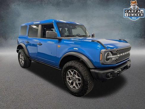 Used 2025 Ford Bronco Badlands AWD/4WD image 3