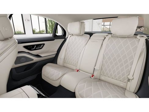 New 2026 Mercedes-Benz S 580 4MATIC Sedan image 5