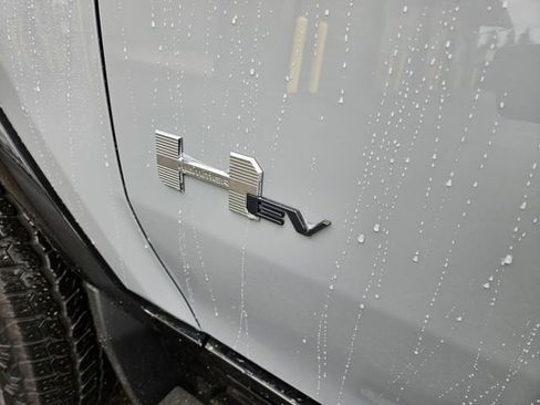 Used 2025 GMC Hummer EV 2X image 10