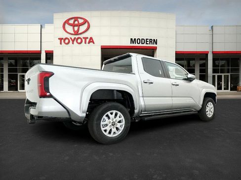 New 2025 Toyota Tacoma SR5 image 21