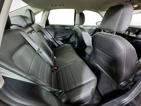 Used 2024 Volkswagen Jetta SE FWD image 25