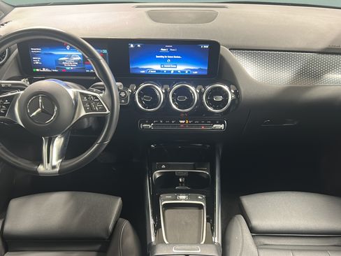 Used 2025 Mercedes-Benz GLA 250 image 16