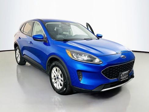 Used 2020 Ford Escape SE image 1