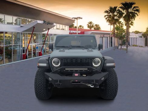 Certified 2024 Jeep Wrangler Willys image 8