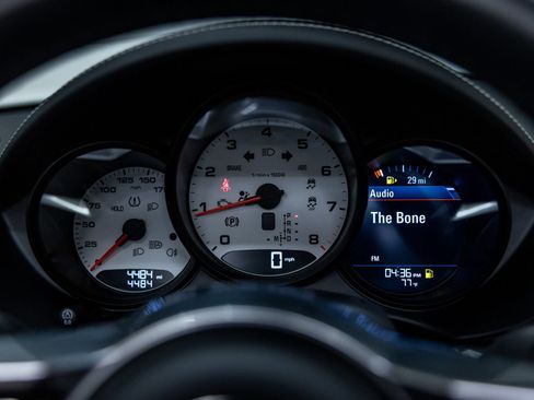 Certified 2024 Porsche 718 Boxster RWD image 49