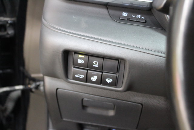 Used 2020 Toyota Highlander Platinum AWD/4WD image 15