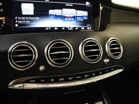 Used 2015 Mercedes-Benz S 63 AMG 4MATIC Coupe image 20