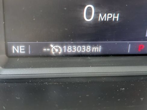 Used 2021 GMC Sierra 1500 SLE RWD image 15