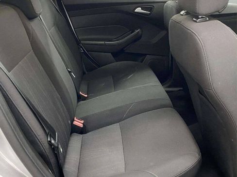 Used 2016 Ford Focus SE FWD image 8