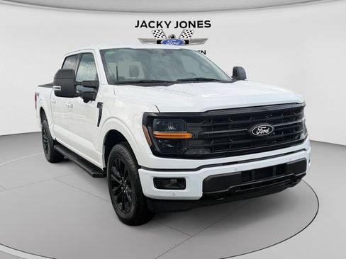 Used 2025 Ford F150 XLT w/ Equipment Group 303A High AWD/4WD image 7